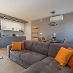 Apartman Melomi