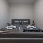 Melomi Apartman *