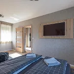 Apartman Melomi *