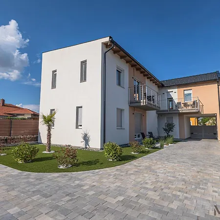 Melomi Appartement Sárvár