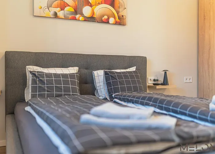 Apartament Melomi *