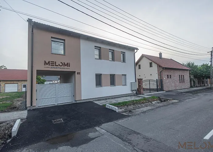 Melomi *